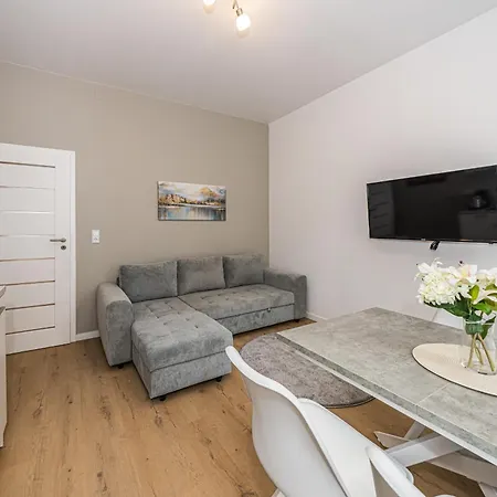 A1 Ruhiges 3-zimmer-studio Mit Balkon